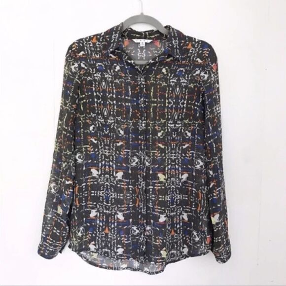 CAbi 129 Geometric Festival Button Down
Blouse. Size L - Picture 2 of 16